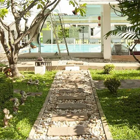 Good Houses Apartment